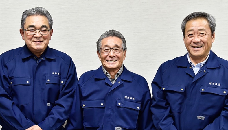 写真左から）標津漁業協同組合 織田美登志さん、西山良一さん、佐藤詩朗さん。鮭、漁業、町を守りたいという想いと取り組みについて語ってくださいました。